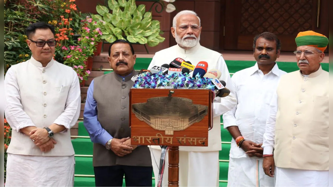 बजट 2026 से पहले पीएम मोदी का संदेश: ‘रिफॉर्म, परफॉर्म और ट्रांसफॉर्म’ बनी सरकार की पहचान