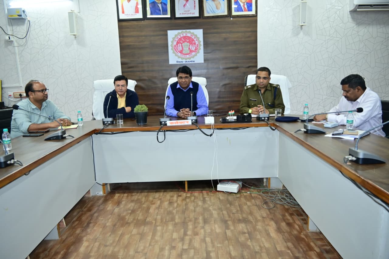 डिजिटल क्रांति: दुनिया की सबसे बड़ी डिजिटल जनगणना की तैयारी में मऊगंज, कलेक्टर ने दिए पारदर्शिता के निर्देश