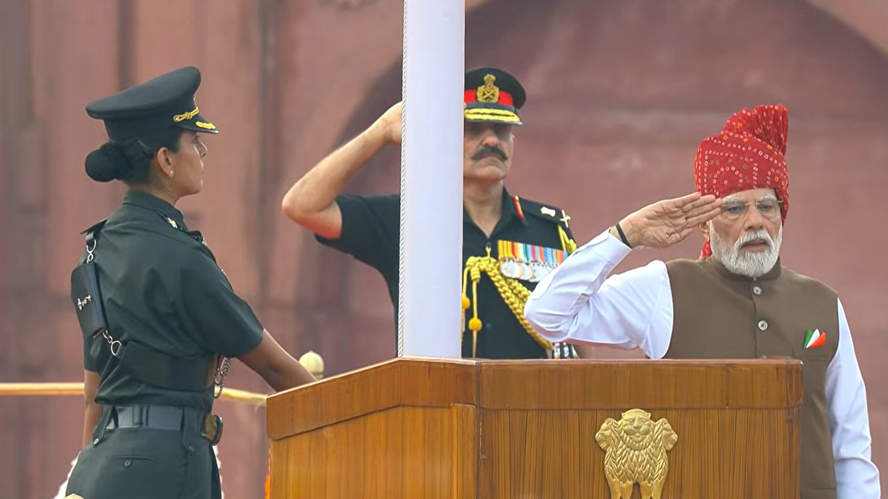 Independence Day 2026: PM मोदी बोले- कच्चे तेल के लिए दूसरे देशों पर निर्भरता हमारी गलत सोच का कारण